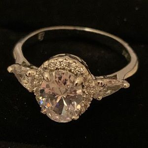 Costume jewelry ring - size 6